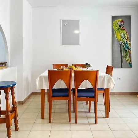 Holiday home Casa Alkabir. Relax Y Piscina Cerca De La Playa.