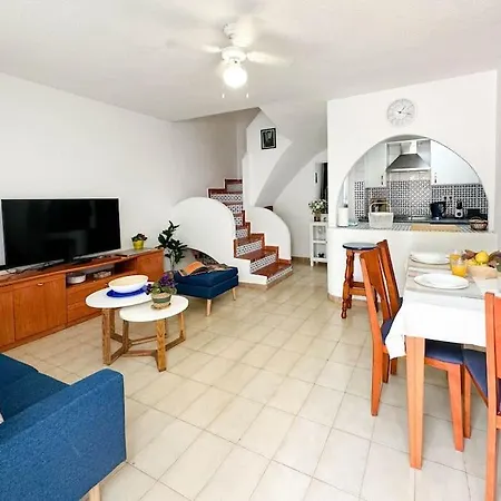 Holiday home Casa Alkabir. Relax Y Piscina Cerca De La Playa. El Campello